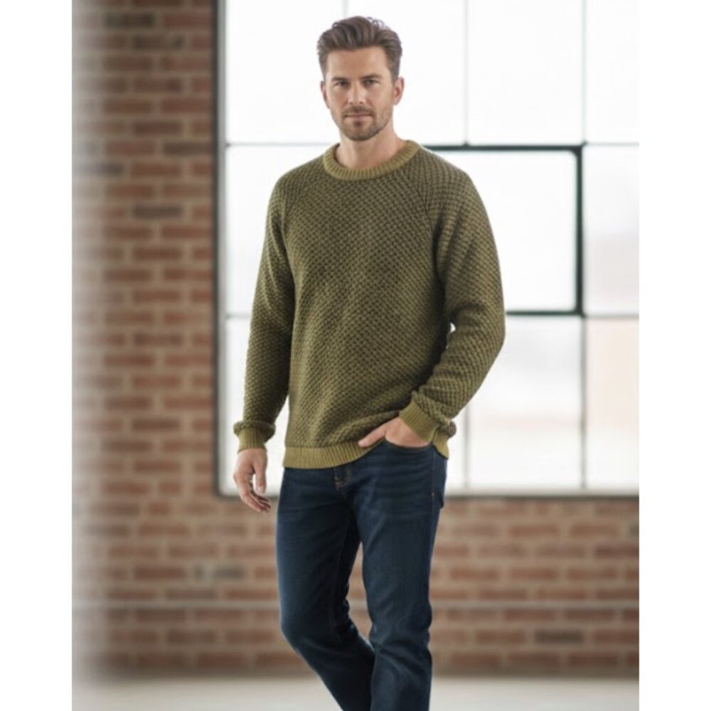 Men's Olive Crewneck Sweater - Classic Knit